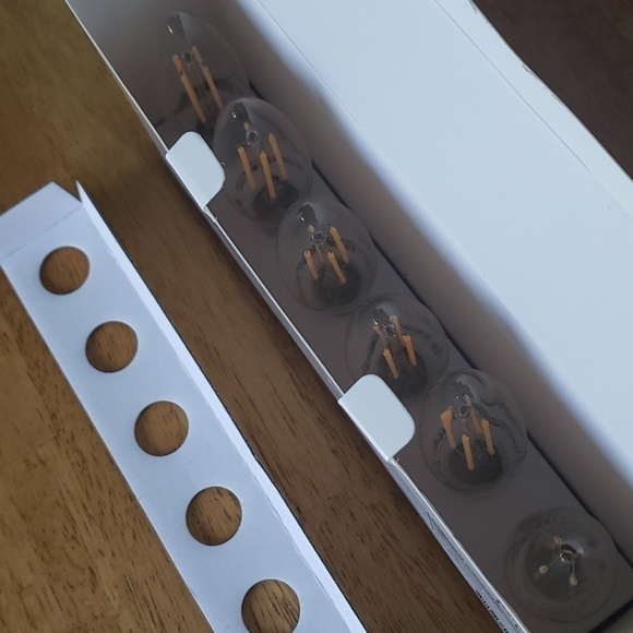 LED Lightbulbs Set of 6 Replacement Bulbs Candelabra Light Bulbs 60 watt - Picture 5 of 9